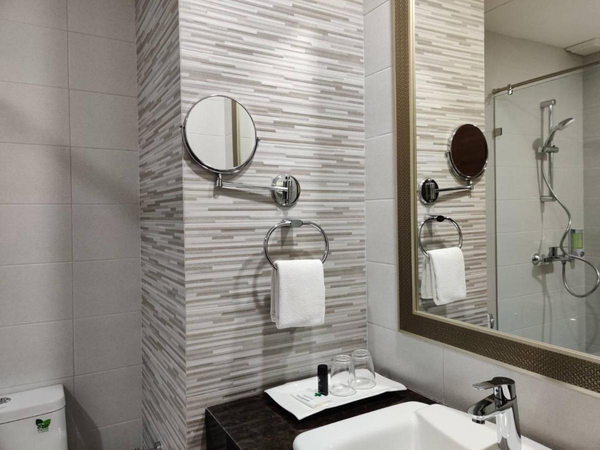 Club Mahindra Mac Boutique Hotel Bangkok Dış mekan fotoğraf