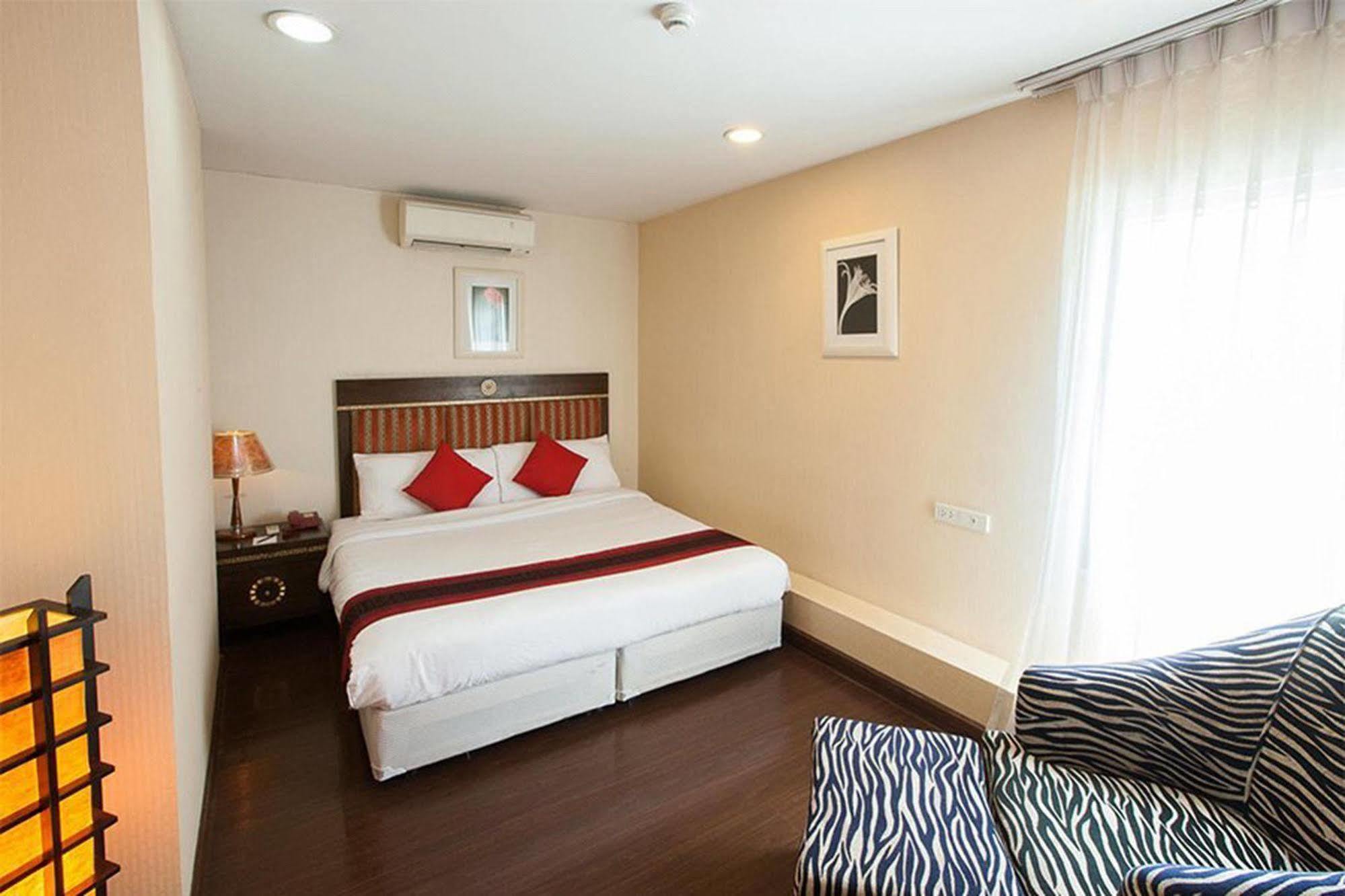 Club Mahindra Mac Boutique Hotel Bangkok Dış mekan fotoğraf